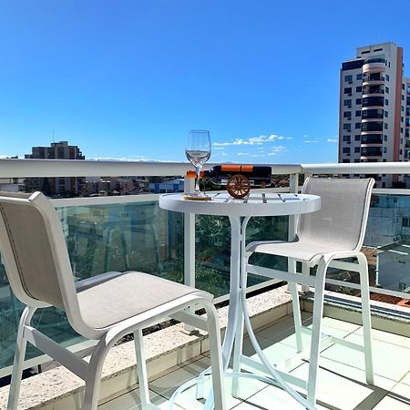 Flat Exclusivo No Hotel Ramada Macae, Smartv, Wifi 512Mbps, Piscina E Garagem Zewnętrze zdjęcie