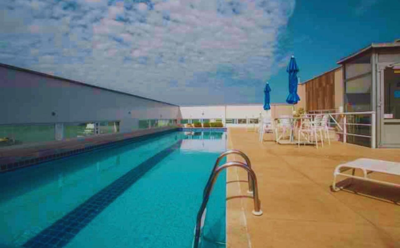 Flat Exclusivo No Hotel Ramada Macae, Smartv, Wifi 512Mbps, Piscina E Garagem Zewnętrze zdjęcie